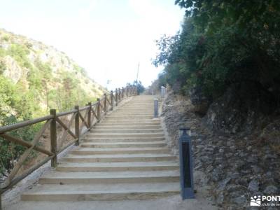 Embalse de El Atazar: Cerro de la Cabeza escalada en madrid cruce de caminos edad media que llevar e
